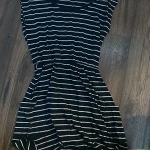 Bluenotes blue and white striped dress size medium (with pockets!)